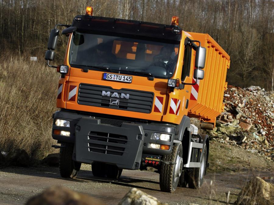  MAN TGM 13.240 2005 года  (фото 2 из 11)